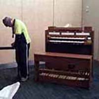 Reliable Piano Removalists Moving a upright piano organ